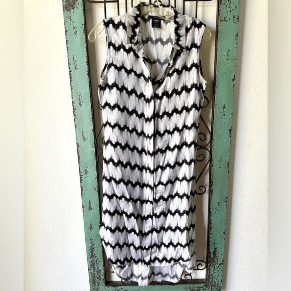 Thomas Wilde 100 silk button down gorgeous summer dress. Vacation gem size XS. - Picture 10 of 11